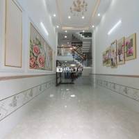 Nhà phố 4m x 20m. 1 lửng 3 lầu 1/ Hẻm 8m thông Trần Thị Hè