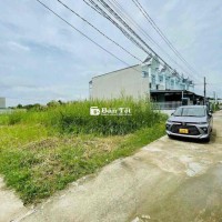 Cơ Hội Vàng! Nắm Bắt Ngay Nền Đất Mặt Tiền Đường Ô TÔ - Giá Sốc - Sổ Hồng Riêng!