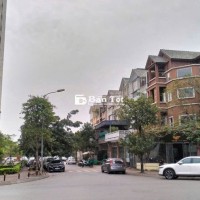 CẦN BÁN NHÀ BIỆT THỰ THẠCH BÀN - LONG BIÊN - HÀ NỘI - NGAY TÂM LÒNG THÀNH PHỐ!