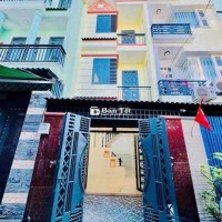 Bán nhà KDC Bình Phú - Mặt tiền công viên - 4 phòng ngủ - cơ hội vàng cuối năm!