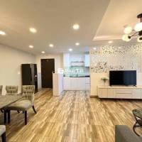 Cho thuê 3PN 2WC full nội thất gần sân bay có slot ô tô 100m2 The Bota