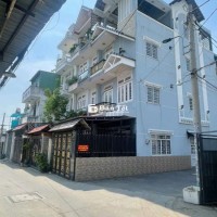 Nhà phố 4,7m x 17m. Đúc 3 lầu Góc 2MT hẻm 8m 1/ Lê Thị Riêng
