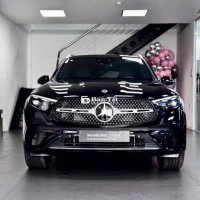 Mercedes-Benz GLC300 4MATIC Siêu Lướt - Cơ Hội Vàng Không Thể Bỏ Lỡ!