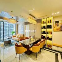 Bán siêu phẩm 3PN + 1 Landmark 1 Vinhomes Central Park  