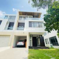 ## BIỆT THỰ SANG - QUẬN 9 -  SỐNG ĐẲNG CẤP, NGAY TẠI KHU ĐÔ THỊ CAO CẤP!