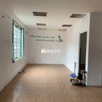 ## VĂN PHÒNG 300M2 - PHỐ ĐƯỜNG LÁNG - ĐẸP MÊ LY - GIÁ CHỈ 40 TRIỆU/THÁNG!