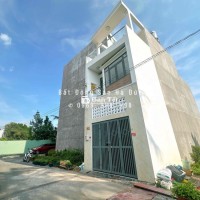BÁN THU VỐN: Nhà 2 lầu 4x16.5 mới hẻm nhựa 6m điện nước âm