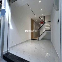 Siêu Phẩm Nhà Mới Đẳng Cấp Quận 4 - Đón Tết 2025 Trọn Vẹn!