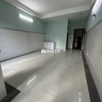 Cần gấp! Bạn nữ xinh xắn, sạch sẽ ở ghép phòng 35m² view cực chất - Tân Phú!