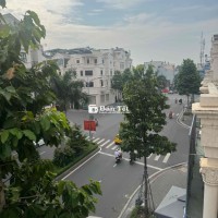 Cho thuê văn phòng 100m² tại Cityland, đường 30m, hỗ trợ setup bàn ghế