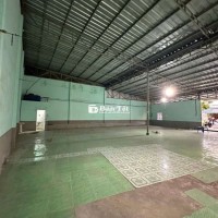 CẦN GẤP! Kho 300m² QUẬN 12 - VỊ TRÍ VÀNG, GIÁ SIÊU HỢP LÝ!