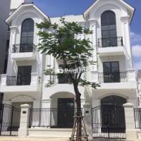 BIỆT THỰ 250M2 - GIÁ SỐC CHỈ 35 TRIỆU/THÁNG!