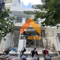E XINH E ĐỨNG 1 MÌNH VẪN XINH- MẶT BẰNG NGAY TRẦN NÃO Q2 MỚI TINH