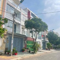 # SIÊU PHẨM CHO THUÊ -  NHÀ MẶT TIỀN ĐƯỜNG RỘNG 12M - GIÁ CHỈ 25TR/THÁNG!