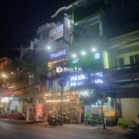 Bán Nhà Mặt Tiền Nguyễn Hồng Đào, P.13, Tân Bình – 4x16m, 3 Lầu, Vị Trí Đắc Địa, Thiết Kế Đẹp, Sẵn Sang Nhập Ở Ngay!