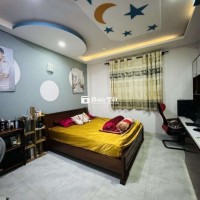 Nhà 6 Tầng Hẻm Xe Hơi Thông Tiện Làm Căn Hộ Q8