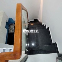Cần bán nhà ngay Siêu thị Coopmart Nguyễn Ảnh Thủ 1 trệt 1 lầu  