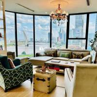 Cho thuê căn hộ 3 phòng ngủ tại Vinhomes Bason, góc bo vòng cung, view đẹp hướng Bitexco. Diện tích 121m², 3 phòng ngủ, 2 phòng tắm, nội thất đầy đủ, pháp lý rõ ràng, sổ hồng chính chủ. Giá chỉ 26 tỷ. Liên hệ ngay để sở hữu không gian sống đẳng cấp bậc nhất.  