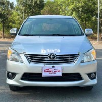 🚘Toyota Innova 2013 E 2.0 MT🚘