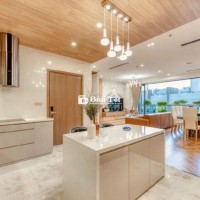 TÔI CẦN CHO THUÊ 2PN VINHOMES CENTRAL PARK NT CAO CẤP - LANDMARK 81