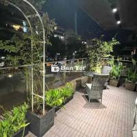 Bán Căn Hộ Phú Mỹ Hưng 167m2 Sân Vườn, Ô Xe Hơi - Sang Trọng Đẳng Cấp!  