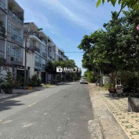 SIÊU PHẨM NHÀ PHỐ 11.9 TỶ - TÊN LỬA - SỐNG ĐẲNG CẤP, NGAY TẠI AEON MALL!