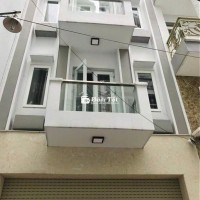 CẦN CHO THUÊ NHÀ MẶT TIỀN 42A HOA SỨ, PHƯỜNG 2, QUẬN PHÚ NHUẬN - NGAY KHU PHÚ XUÂN LAN SẦM UẤT!  