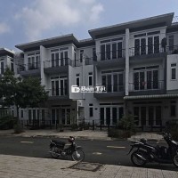 HIẾM, View công viên,Sổ Sang Tên,Nhà 5x15 Hoàn Thiện Đẹp,bao ngân hàng