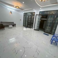 CƠ HỘI VÀNG! NHÀ MẶT TIỀN KINH DOANH ĐỈNH - ĐỐI DIỆN ĐẠI HỌC KINH TẾ!