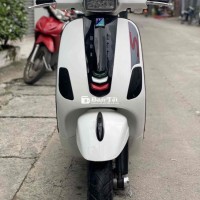 PIAGGIO VESPA 125cc ĐẦU VUÔNG - XE ĐẸP MÁY ZIN, GIẤY TỜ ĐẦY ĐỦ, CHÍNH CHỦ, BAO SANG TÊN!  