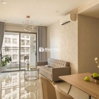 Cho thuê căn hộ 2 phòng ngủ tại Saigon Royal, Quận 4 - 82m² Full nội thất, chỉ 21 triệu/tháng!  