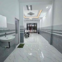 Bán Gấp Nhà 202 Tô Hiệu 4x20m, 2 Lầu, Giá Chỉ 105 Tỷ - Sống Sang Trọng, Tiện Ích Đỉnh Cao!