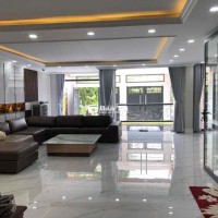 Biệt Thự Cao Cấp Đối Diện CV Có Hầm Khu Tên Lửa Aeon – 26 Tỷ – Mặt Tiền Đường Nội Khu Thoáng Mát