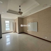 Cho Thuê Biệt Thự Liền Kề Khu Cư Xá Lữ Gia P15, Q11 - Sang Trọng, Tiện Nghi!