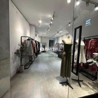 Cho Thuê Mặt Bằng Kinh Doanh Đẹp Tại Trương Định, Q1 - Lối Đi Riêng, Giá Chỉ 35TR/Tháng!