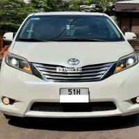 Toyota Sienna 3.5 Mỹ Full Option Bản CAO CẤP VIP - Sang Trọng Đẳng Cấp!  