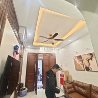 BÁN NHÀ DÂN XÂY PHỐ VIP KIM NGƯU BA GÁC ĐỖ CỬA  