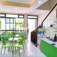 Cho thuê văn phòng có nội thất, phòng họp, máy in, chỗ để oto