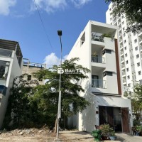 Cần bán gấp  lô đất PTTN .Q12 khu 38ha vip công viên DT 4,5x22 .