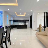 BIỆT THỰ MẶT TIỀN PHONG PHÚ 5 - ĐỐI DIỆN BẾN XE QUẬN 8 - SỔ HỒNG CHÍNH CHỦ  