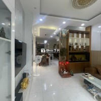 Cần tiền bán gấp căn nhà 83m2 đường số Tân Quy Q7,giá tốt cho đầu tư.