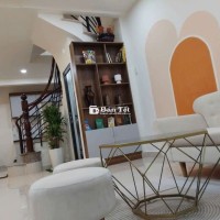 Bán nhà đường Lũy Bán Bích 4.5 X8.4 2 lầu đẹp