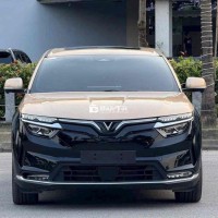 VF8 LUX LÁI ĐẲNG CẤP-KHÁC BIỆT-GẦN 500 Kilomet/SAC