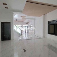 Biệt thự đẹp chính chủ cần bán 20.5 Tỷ DT:  8x21m 4 Tầng sát Aeon BT