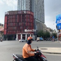 Cho thuê toà nhà góc 2 mặt tiền số Lê Lợi - Pastuer, Bến Nghé, Quận 1.