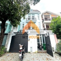 VILLA PHỐ KHU TRUNG TÂM Q2 -  CƠ HỘI VÀNG KHÔNG THỂ BỎ LỠ!