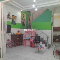 Cơ hội vàng! Nhà trệt lầu giá SHOCK tại Dĩ An - Chỉ 1.3 tỷ sở hữu ngay!
