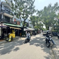 Cơ Hội Vàng - Nhà Mặt Tiền Đại Học Văn Lang - Sinh Lời Khổng Lồ!