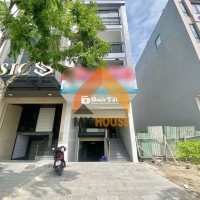 TUYỆT PHẨM TRUNG TÂM Q2 TÒA VĂN PHÒNG MỚI ĐẸP TRỐNG SUỐT CÓ THANG MÁY