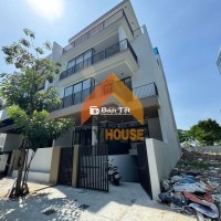 ỐI ZỒI ÔI- TRÌNH LÀ GÌ DẠ THƯA LÀ VILLA MYSTERY Q2 ĐẸP VÔ ĐỐI LUÔN Ạ!